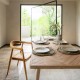 Table à manger extensible en bois d'acacia 180-220cm AERIS - Bois beige